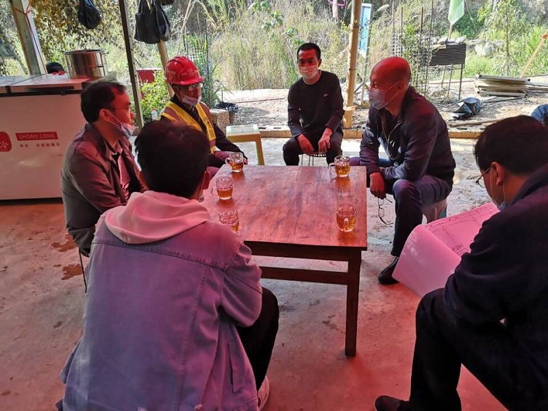 1585305806800649.jpg 座谈.jpg