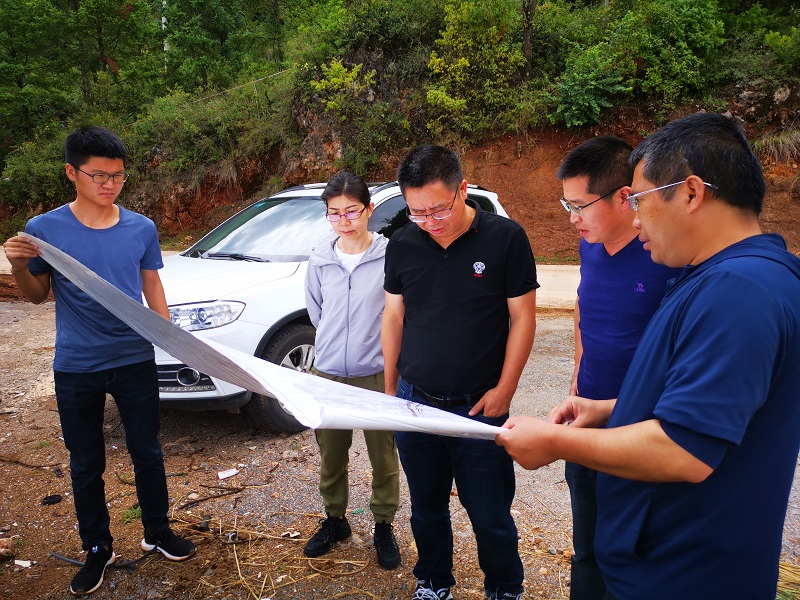 1594117034630150.jpg 张书记4.jpg