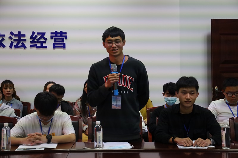 1594806889394697.jpg 职工发言2.JPG