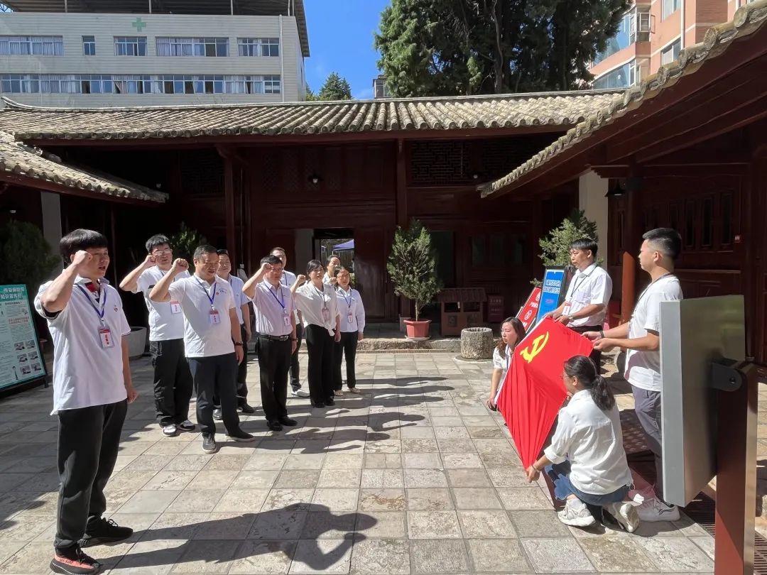 1659491395225453.jpg 六直管开展“循伟人足迹 汲取精神力量”主题党日活动2.jpg