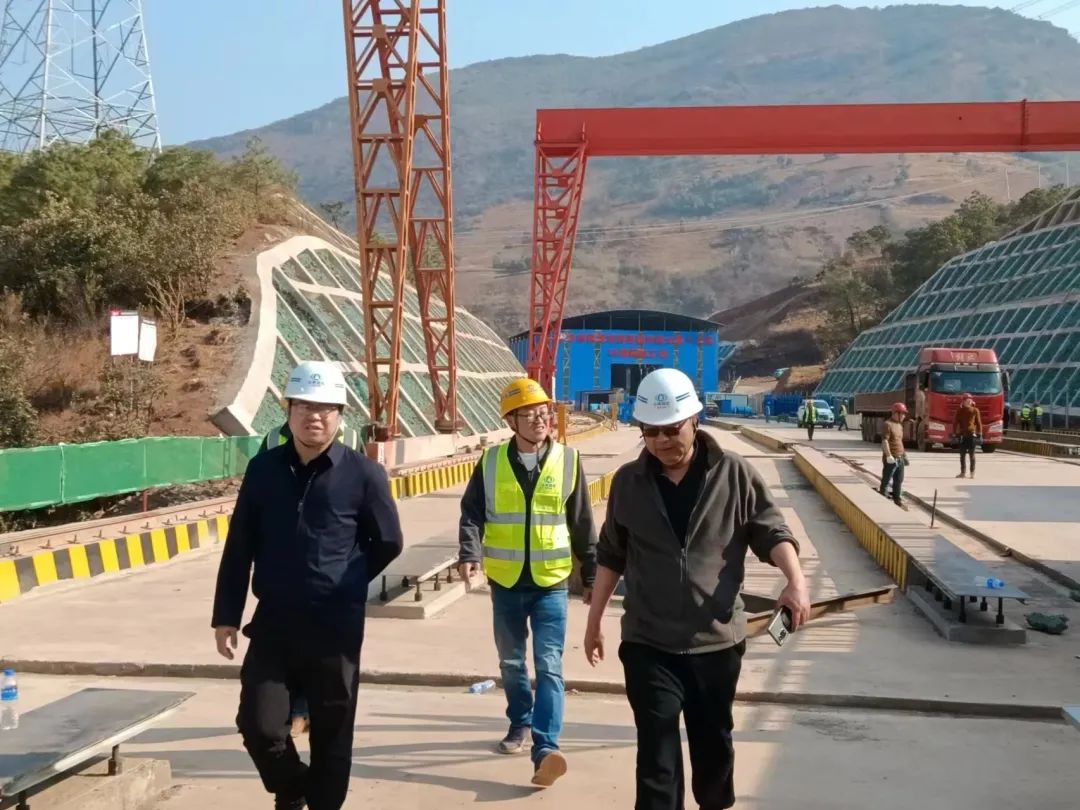 1678151353861157.jpg 2023-3-6-李元鸿到宾鹤项目检查.jpg