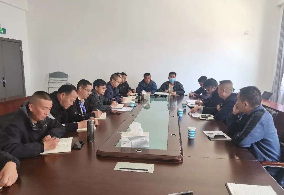 1680571701292792.jpg 2023-4-4-金光祥、李元鸿到祥云公司指导.jpg