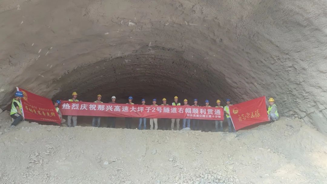 1685062530583976.jpg 1685062530583976.jpg