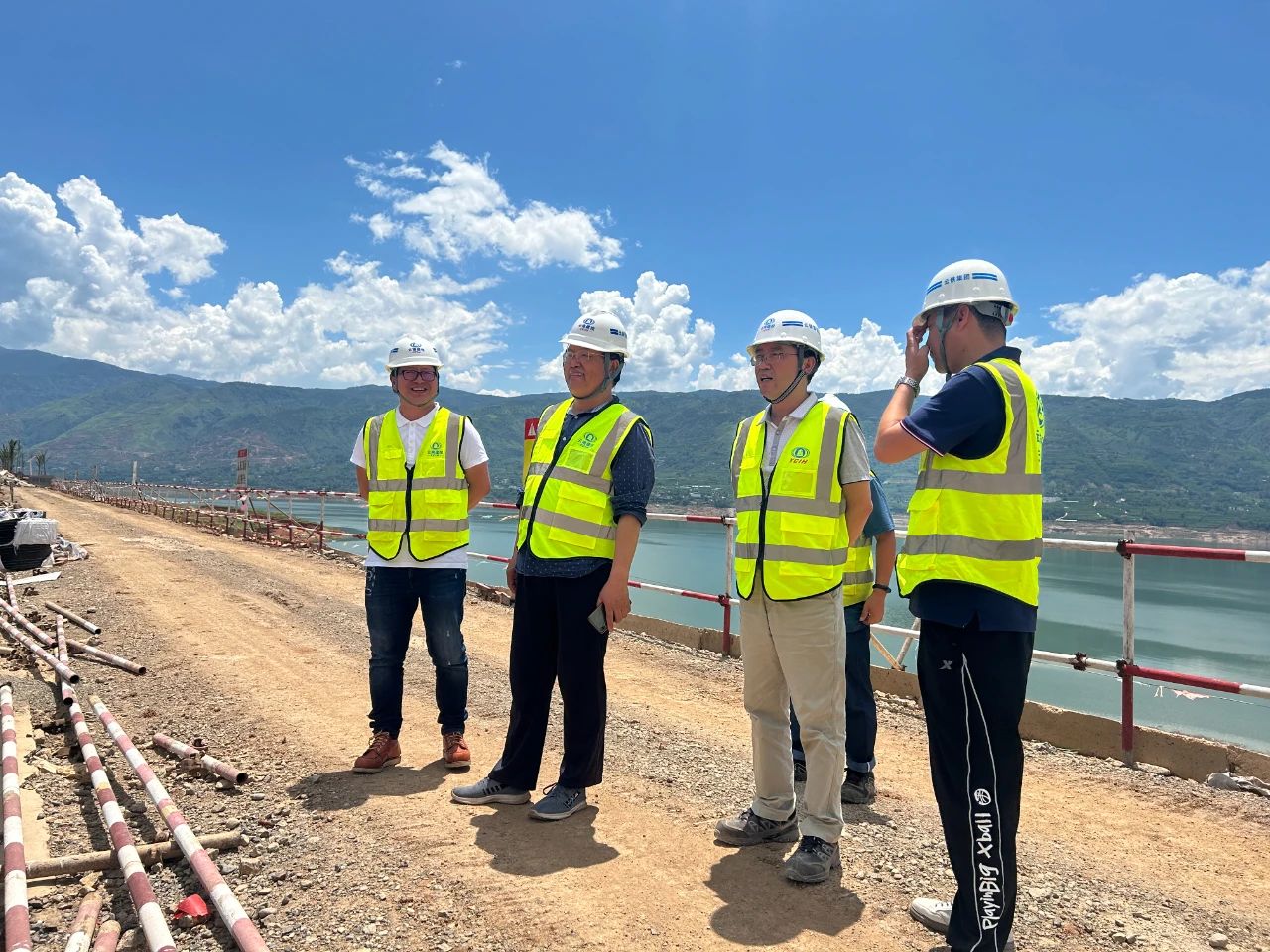 1693876829413192.jpg 1.jpg