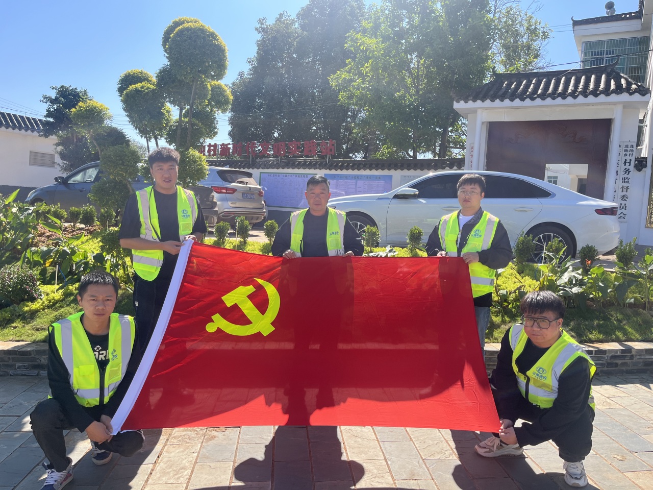 1697770590572832.jpg 4.jpg